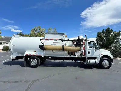 Used 2014 INTERNATIONAL DURASTAR 4400 Vacuum Truck Utah US | Global Remarketing #1358185