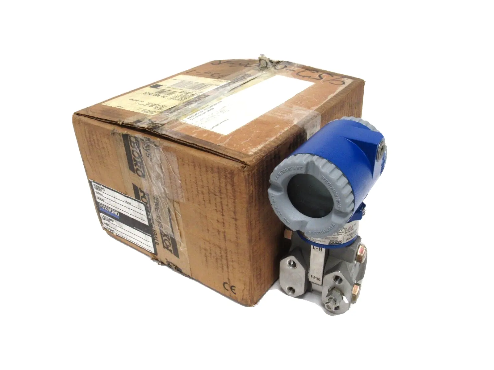 NEW FOXBORO IPG20-A22E21F PRESSURE TRANSMITTER 0-3000 PSI IPG20A22E21F