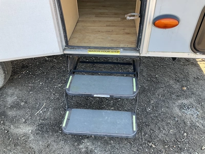 USED 2022 COLUMBIA ALINER EXPEDITION