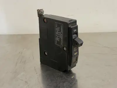 USED SQUARE D QO120