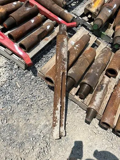 Used AFTERMARKET 5" X 3 FT. CHISEL DRILL BIT FOR CABLE TOOL Drills Pennsylvania US | East West Machinery & Drilling #1417372