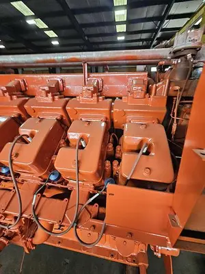 USED 1992 WAUKESHA 7042GSI GAS COMPRESSOR ENGINE
