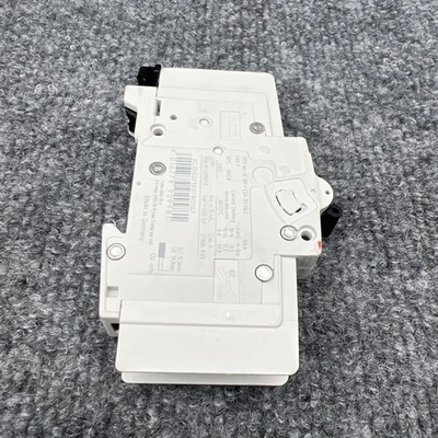 Used ABB SU201M-K0.5 Circuit Breakers California US | Davliegogo LLC #1707335