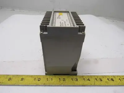 Balluff 516-706-A-3 Power Supply 24V DC 500MA  110V/220V