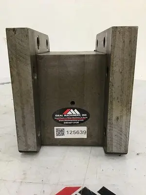 USED CINCINNATI MILACRON 3930128