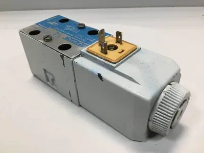 USED VICKERS DG4V37AMUHL760