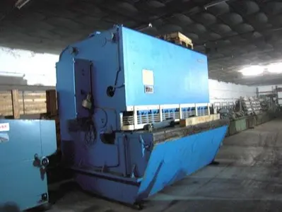 USED CORPET LOUVET 3100 X 25MM