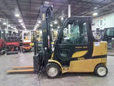 USED 2022 YALE GLC120