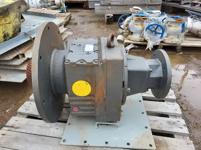 USED SEW-EURODRIVE 550MM-RF107AM284/286