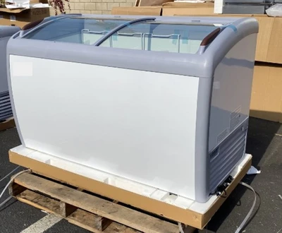 171-0113 49” Self Contained Ice Cream Freezer