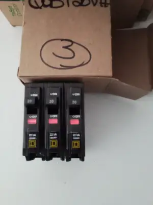 Used Square D QOB120VH Circuit Breakers US | Infinity wholesale & Supply LLC #1305872