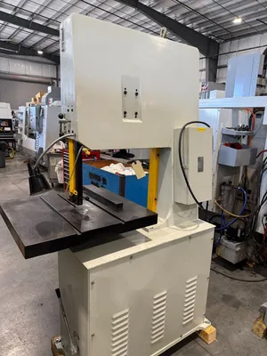 2015 MSC 600 Vertical Band Saws | GMT (6)