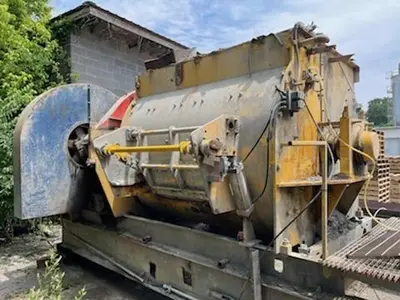 Used 1977 BESSER 80 CU.FT Horizontal Mixers Quebec CA | DIT Equip #1412416