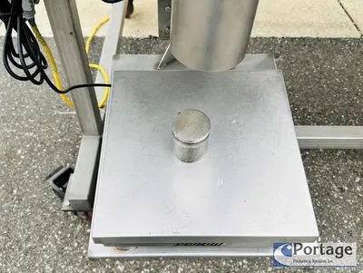 USED HEINZEN MANUFACTURING INTERNATIONAL 2720 MANUAL PACKING TABLE W/ DUAL SCALES