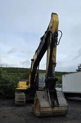 2000 KOMATSU PC400LC-6LM Excavator | Iron Listing (5)