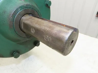 Worm Gearbox Horizontal Drive Dual Output 7.5:1 Reducer 1" Solid Input Shaft