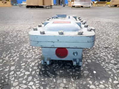 USED CURLEE EB00