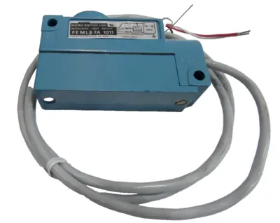 NEW HONEYWELL MICRO-SWITCH FE-MLS7A-1011 PHOTOELECTRIC SENSOR FEMLS7A1011
