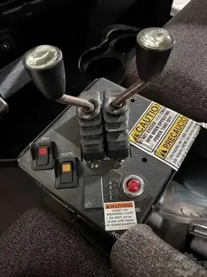 USED 2021 MACK MD642