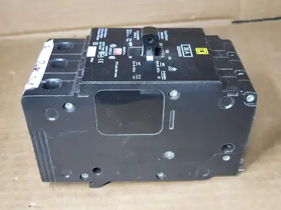 USED SQUARE D EDB34030