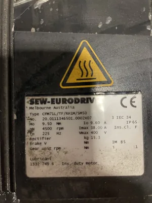 Sew-Eurodrive CFM71L/TF/RH1M/SM50 Servo Motor 4500RPM 400V 9.50Nm 225Hz