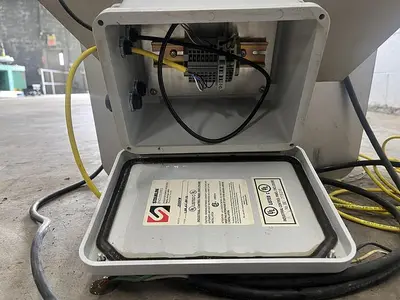 Meyer Vibratory Feeder
