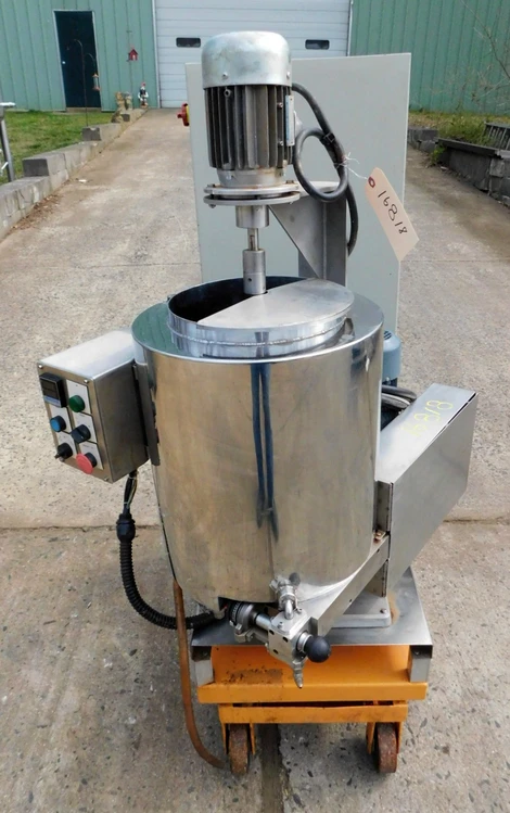 Used HOT POUR FILLER HOT POUR TANK FILLER Cosmetic Complete Packaging Lines New Jersey US | Champion Trading Corporation #423464