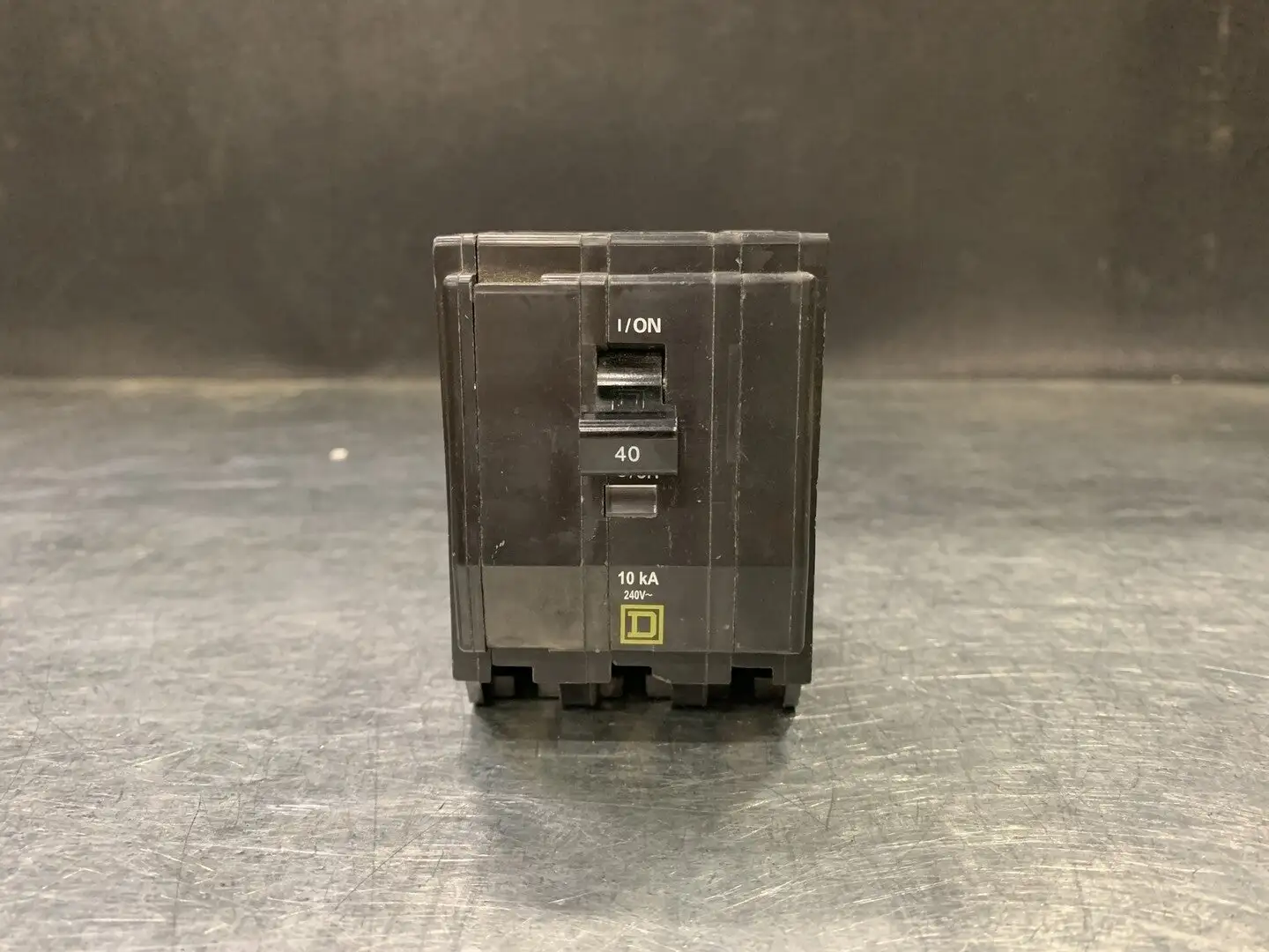 NEW SCHNEIDER ELECTRIC QO340CP