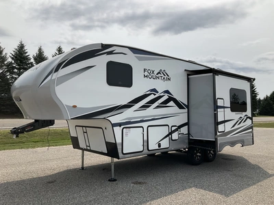 Used 2023 FOX MOUNTAIN 235RLS Campers, Caravans, Motorhomes Michigan US | Miedema Asset Management Group #1372976
