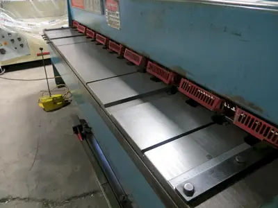 10 Ga x 8 ft Niagara Mechanical Power Shear Model 1R-8