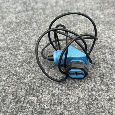 Used SICK ET 1-P222 Photoelectric Sensors California US | Davliegogo LLC #1706681