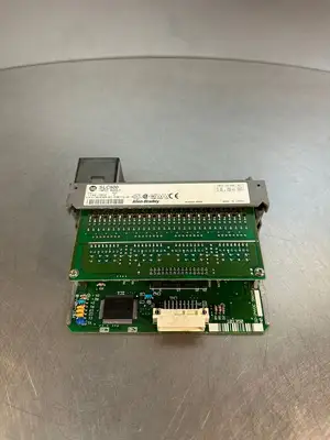 Allen Bradley 1746-IB32 SER C SLC 500 Input Module 1746IB32 (3.4.4)