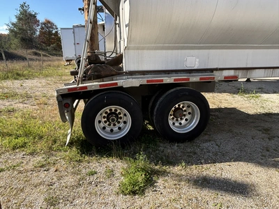Used 2008 WARREN BULK FEED TRAILER Tanker Trailers Michigan US | Miedema Asset Management Group #1709512
