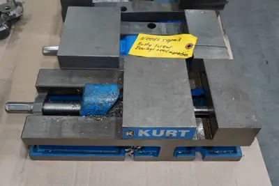 *4* Kurt Machine Vises