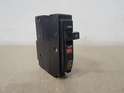 30 Amp, 1 Pole, 120/240 volts Circuit Breaker