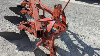 USED MASSEY FERGUSON 345