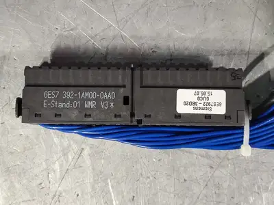 NEW SIEMENS 6ES7922-3BD20-0UC0