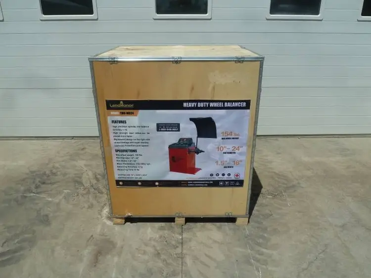 Used _UNKNOWN_ _UNKNOWN_ Automotive Equipment Minnesota US | K-BID 8 #171281