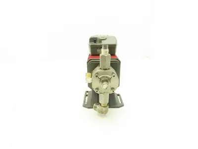 Iwaki EH-C20SH-200R9 Metering Pump Dosing Chemical 200V 360SPM 3/8" NPT *Read