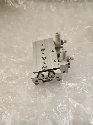 SMC MXS8-30 CYLINDER ROLLER