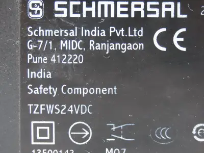 Schmersal TZFWS24VDC Solenoid Interlock Safety Switch 24VDC 1500N