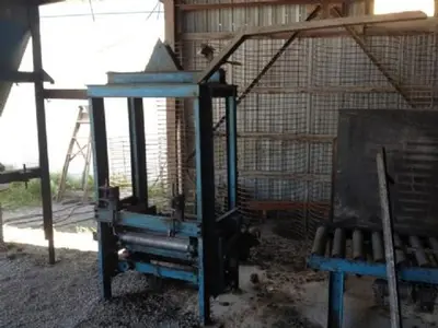 Used 1995 HOME MADE 18X18 AND 24X24" Block Making Machines Quebec CA | DIT Equip #1412414