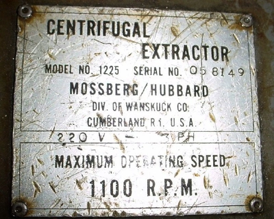 Mossberg-Hubbard 1225 carrier type oil extractor.