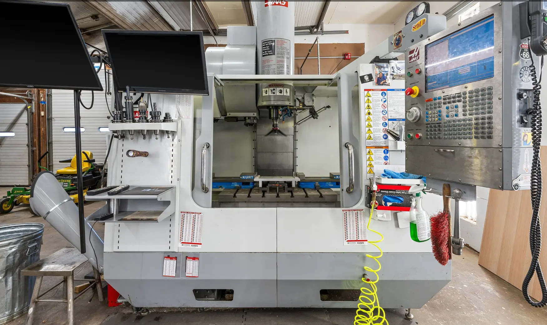 USED 2008 HAAS VM-2