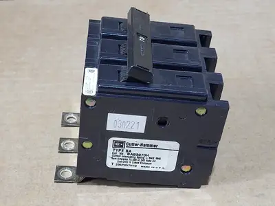 Used CUTLER-HAMMER BAB3070H Switchgears British Columbia CA | Lenmark #1438359