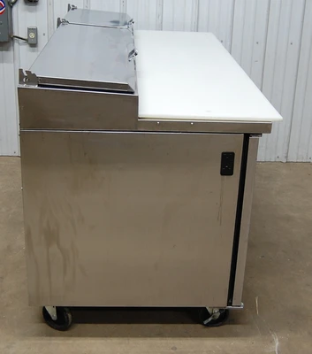 142-1104 True 67" Raised Rail Pizza Prep Table and Cooler TPP-67