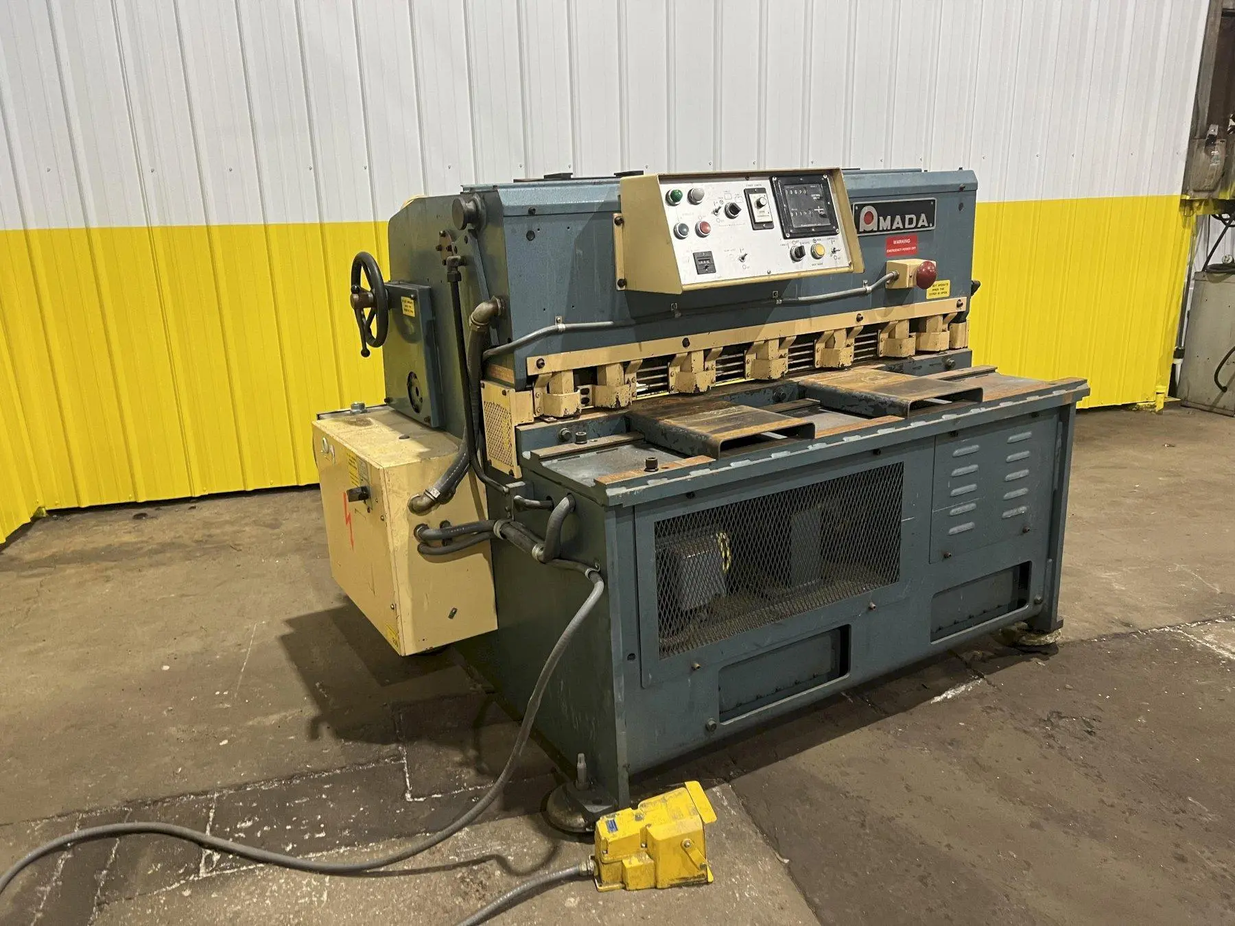 4' (48") X 10 GA AMADA MODEL #S-1232 HYDRAULIC SHEAR: STOCK #18197