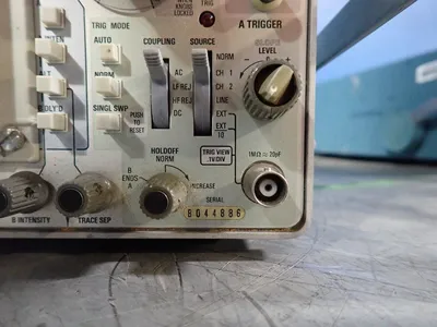 USED TEKTRONIX 465B