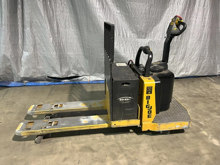 Used Big Joe WRT-60-2748 Electric Pallet Trucks Kentucky US | Edwards Industrial Repair #1017760