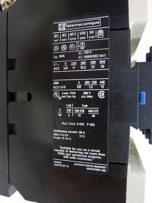 USED TELEMECANIQUE LP1D4011